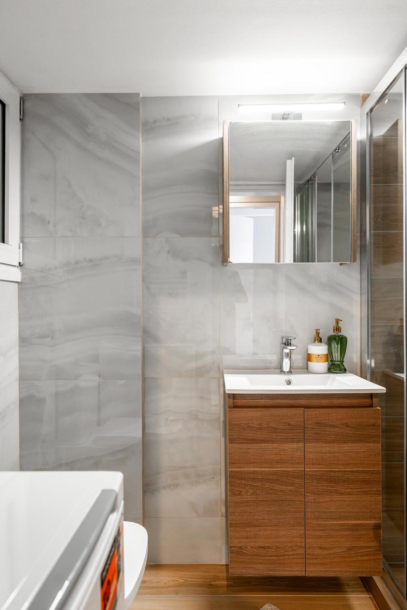 Big Practical Apartment *